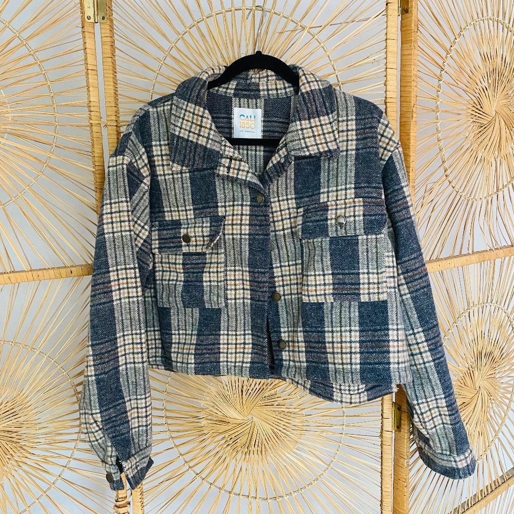 Gray and White Plaid Button-up Jacket